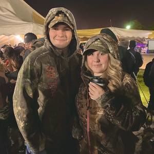 Meet your Posher, Racquel